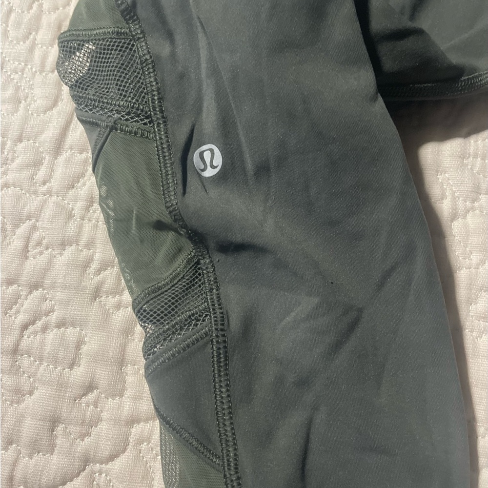 Lululemon Speed Up Skinny Leggings in‎ olive green with mesh details size 4 - Picture 8 of 9